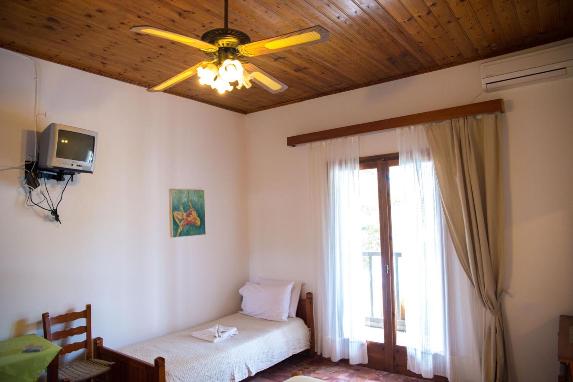 Olga Studios Άφησσος Δωμάτιο φωτογραφία